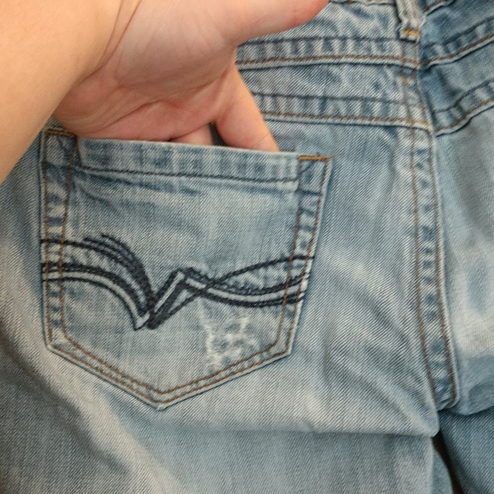 Capris - Picture 3 of 7